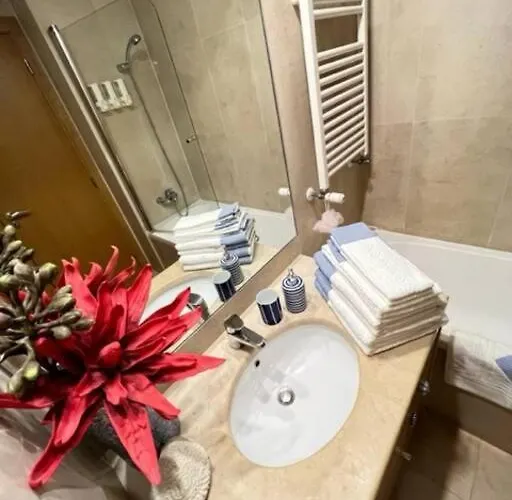 Апартаменты Becas House -